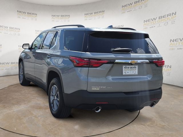 2023 Chevrolet Traverse — rear three-quarter view