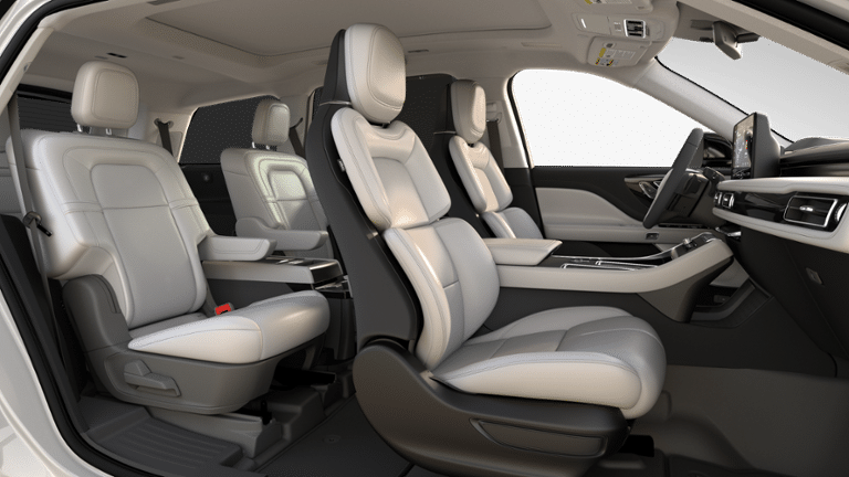 2026 Lincoln Aviator — detail view